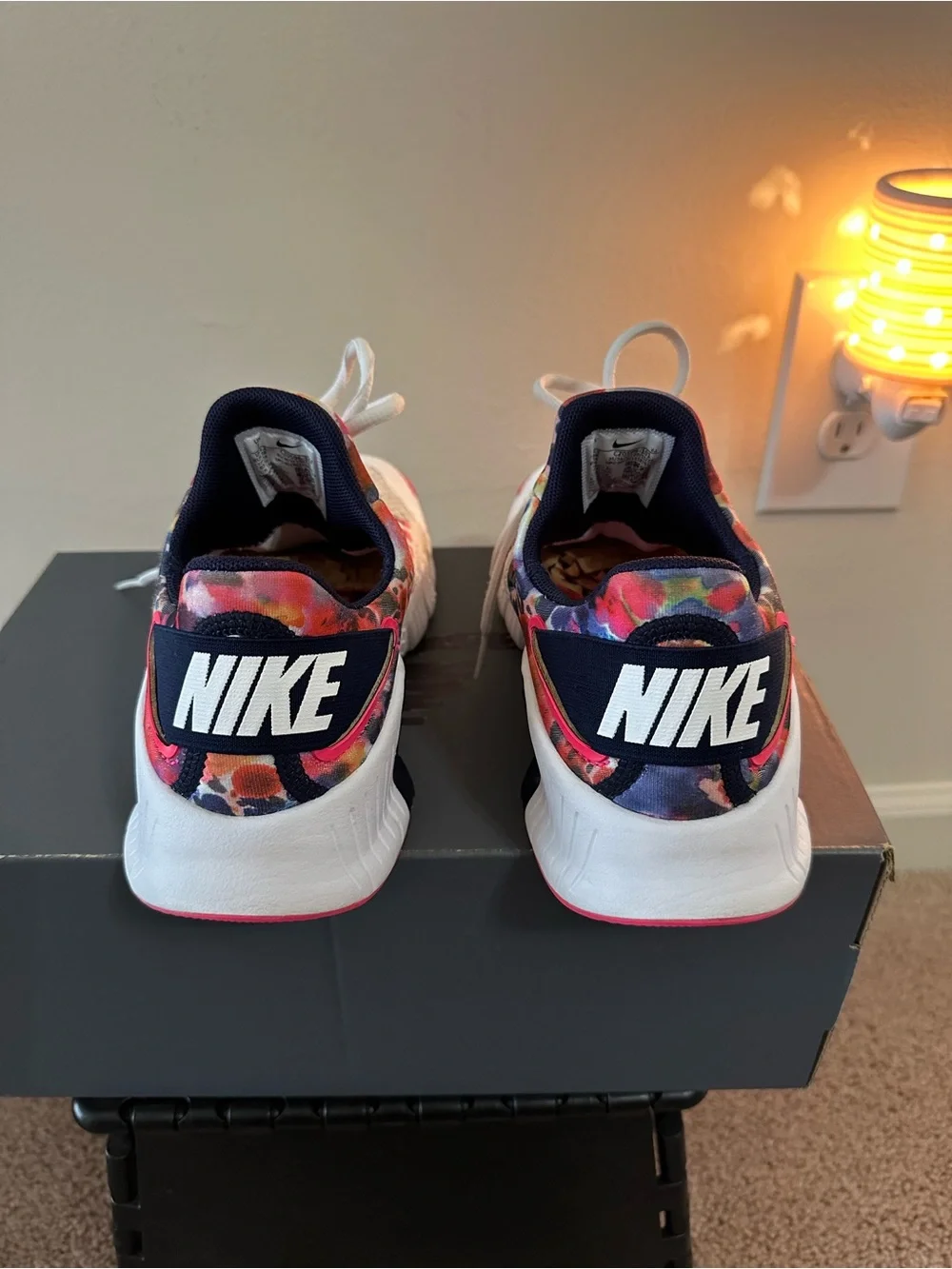 Nike Free Metcon 4, Women’s White Sneakers with Pink and Navy Tie-Dye Accents